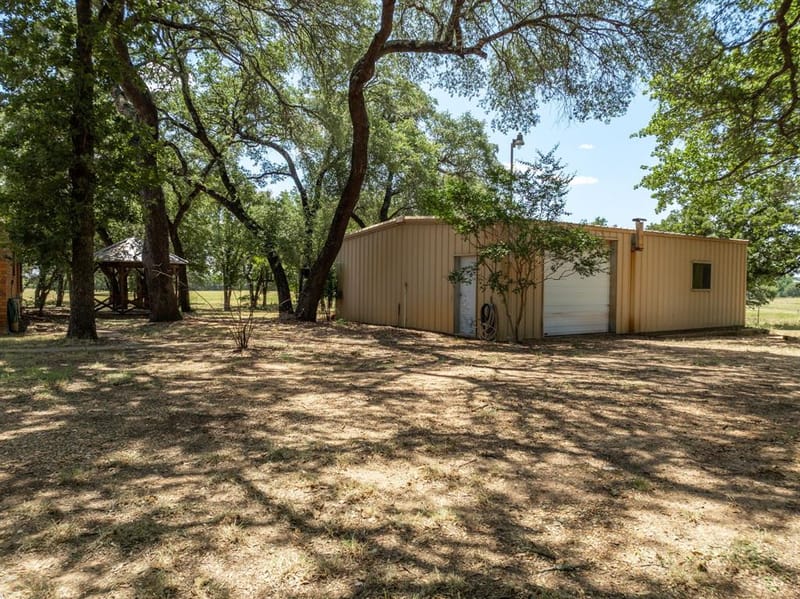 321 Hcr 2101, Whitney TX 76692 - Photo 30