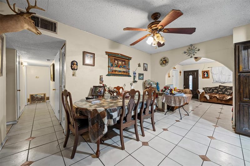 1152 Elva Warren Street, Fort Worth TX 76115 - Photo 5