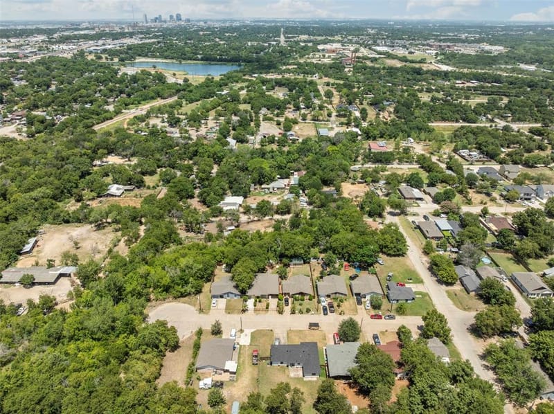 1152 Elva Warren Street, Fort Worth TX 76115 - Photo 33