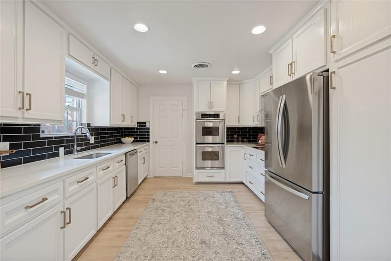 806 Knott Place, Dallas TX 75208 - Photo 13
