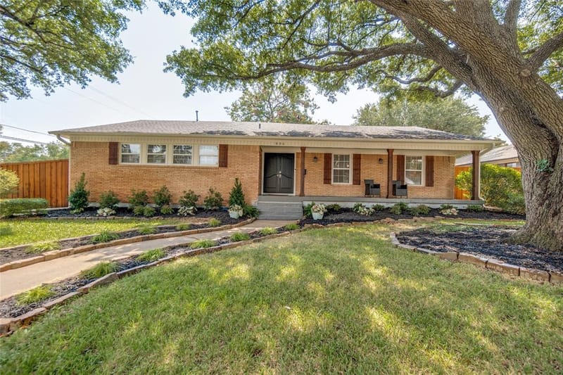 806 Knott Place, Dallas TX 75208