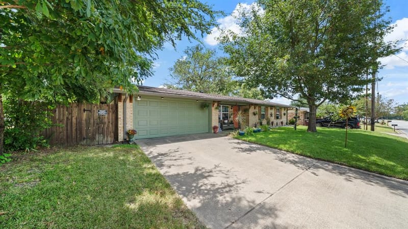 230 Dodson Street, Canton TX 75103 - Photo 2