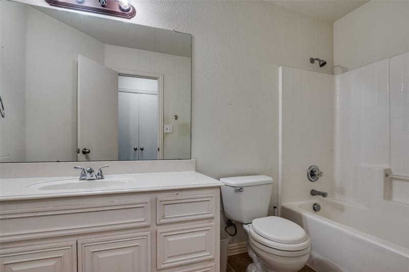 304 Creekside Way, Waxahachie TX 75165 - Photo 11