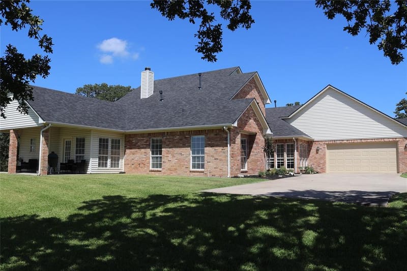 2642 Huddleston, Sunset TX 76270 - Photo 9