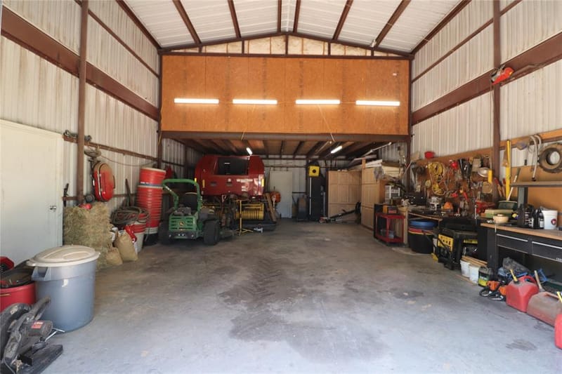 2642 Huddleston, Sunset TX 76270 - Photo 34