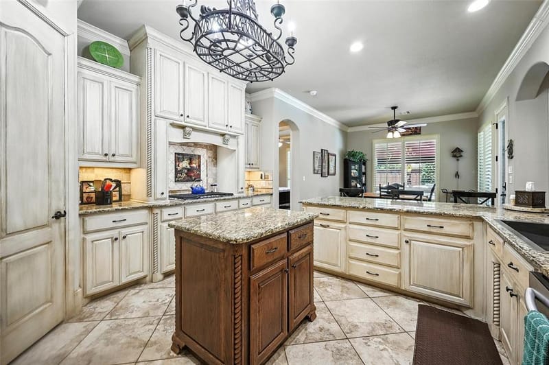 8000 Long Trail Drive, North Richland Hills TX 76182 - Photo 18