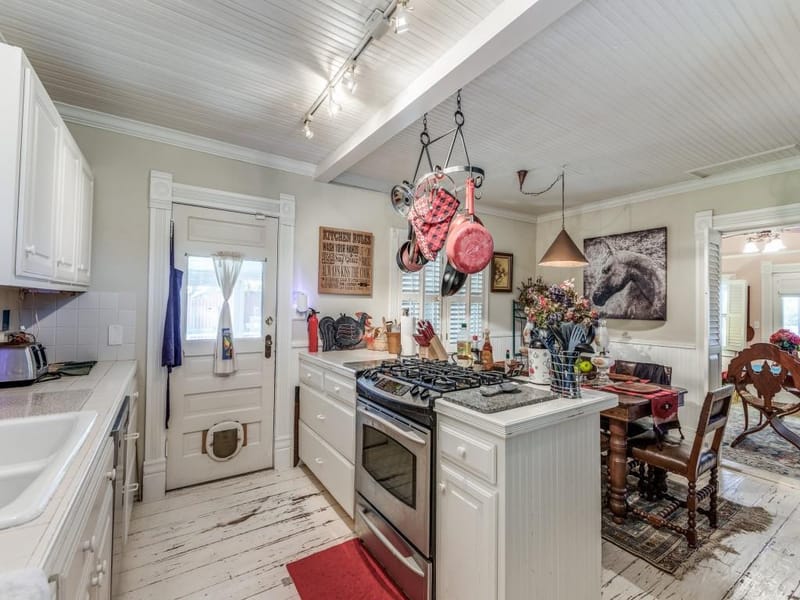 392 Mt Pleasant Road, Valley View TX 76272 - Photo 6