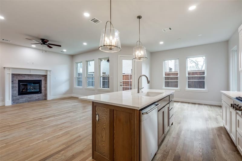 7139 Brisa Drive, Dallas TX 75223 - Photo 7