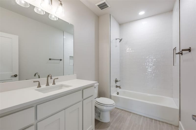 7139 Brisa Drive, Dallas TX 75223 - Photo 15
