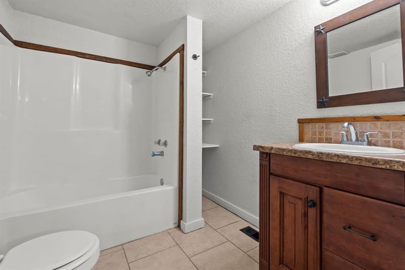 150 Sandlin Court, Springtown TX 76082 - Photo 24