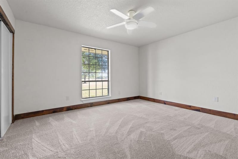 150 Sandlin Court, Springtown TX 76082 - Photo 29