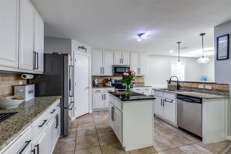 2308 Spruce Meadow Lane, McKinney TX 75071 - Photo 6