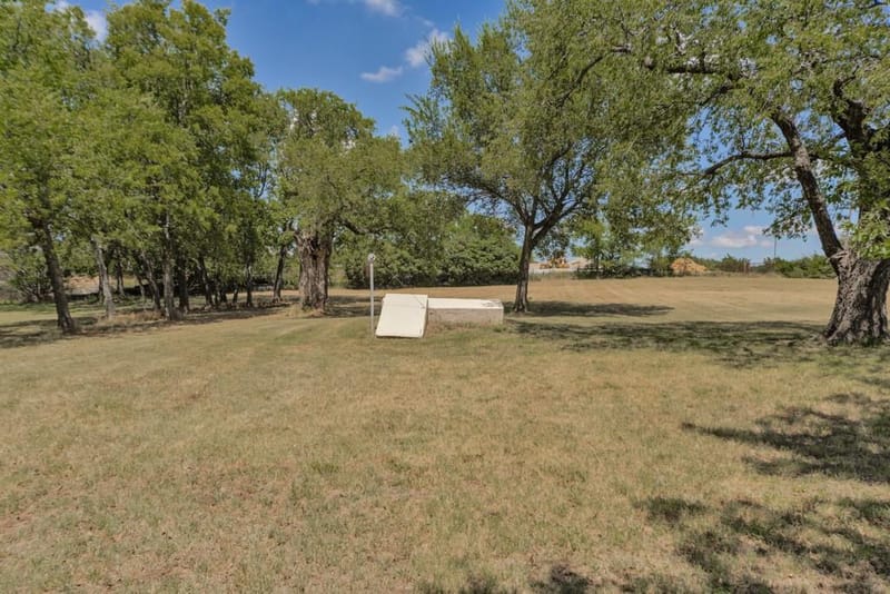 547 FM 677 N, Saint Jo TX 76265 - Photo 26