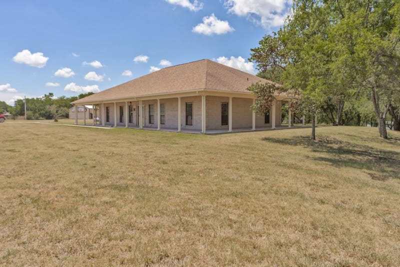 547 FM 677 N, Saint Jo TX 76265 - Photo 3