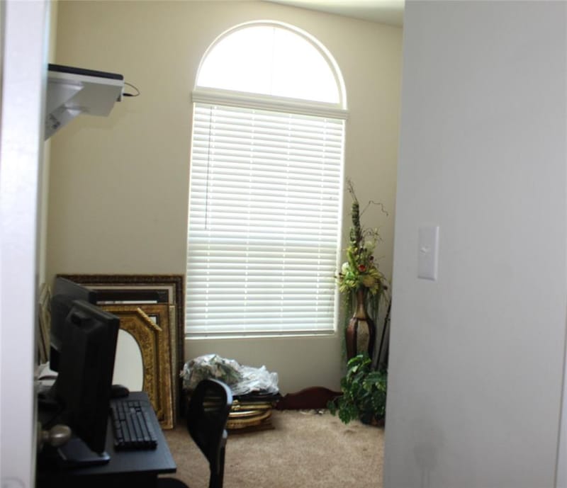 624 Yarborough Street, Crowley TX 76036 - Photo 12