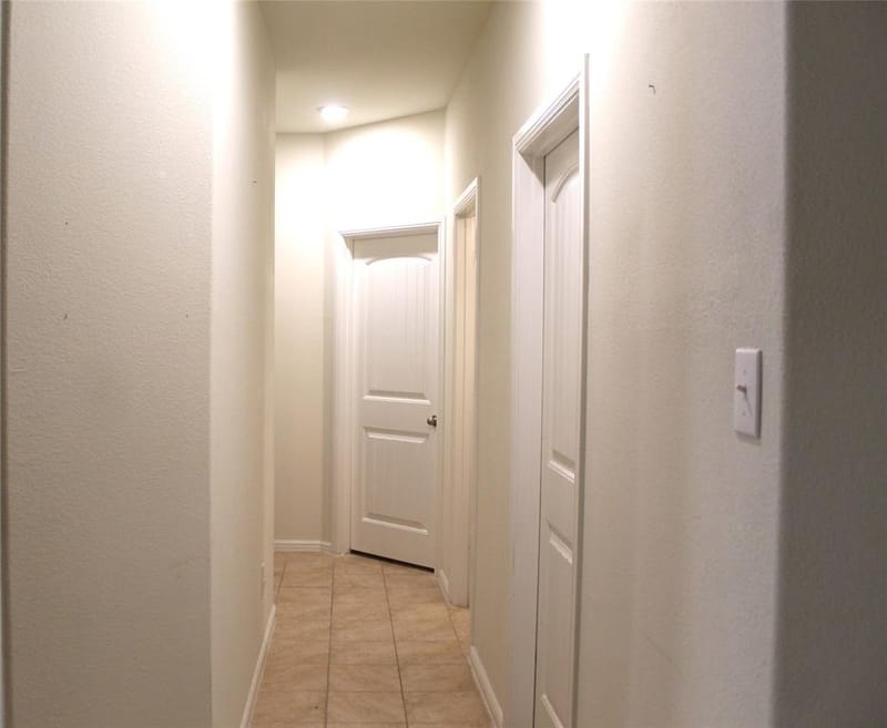 624 Yarborough Street, Crowley TX 76036 - Photo 10