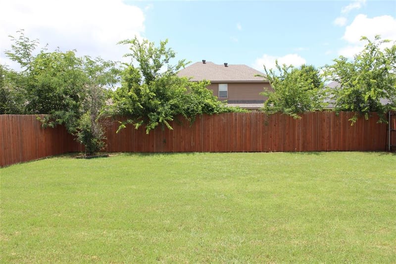 624 Yarborough Street, Crowley TX 76036 - Photo 15