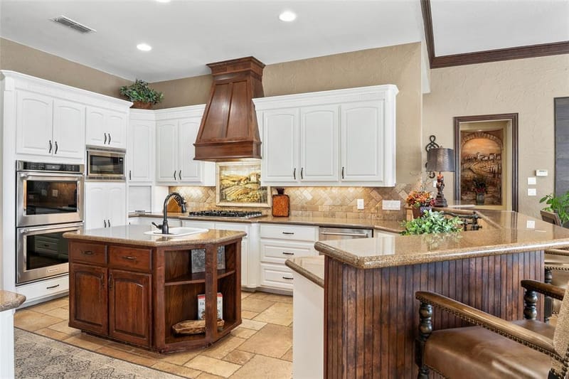 419 E Hickory Ridge Circle, Argyle TX 76226 - Photo 6