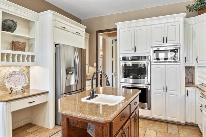 419 E Hickory Ridge Circle, Argyle TX 76226 - Photo 7