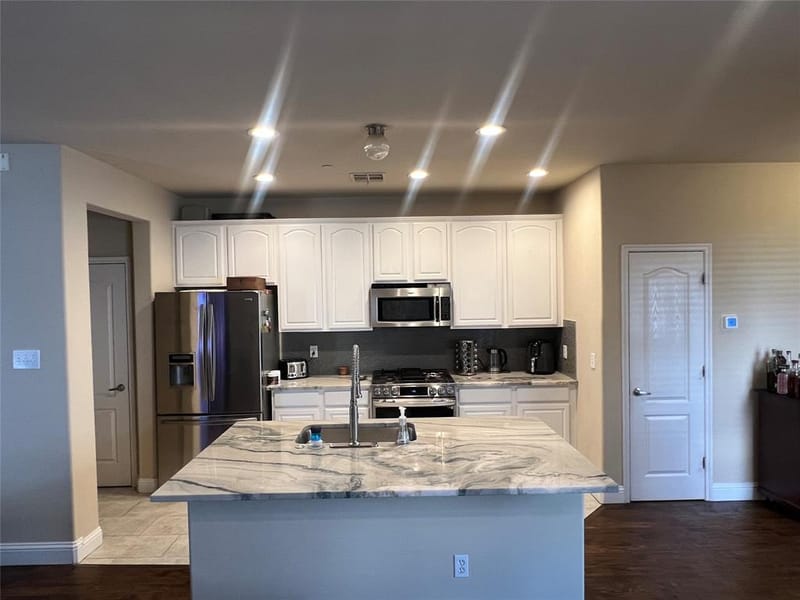 6833 Cortona Lane, Frisco TX 75034 - Photo 9
