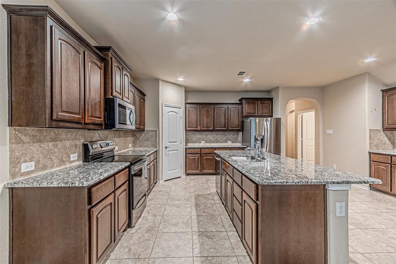 11460 Starlight Ranch Trail, Fort Worth TX 76052 - Photo 10
