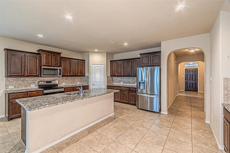 11460 Starlight Ranch Trail, Fort Worth TX 76052 - Photo 8