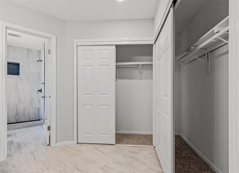 202 E Schreiber Street, Garland TX 75040 - Photo 9