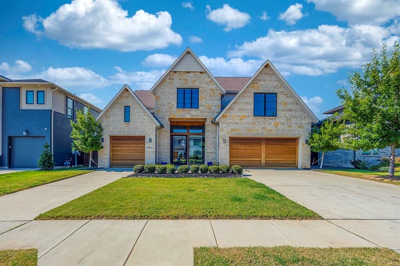 2081 Holt Way, Grapevine TX 76051 - Photo 2