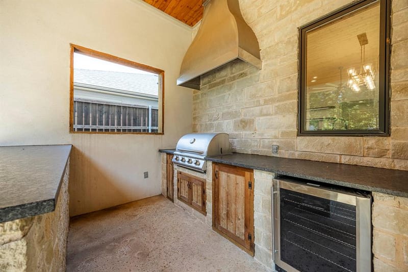 2081 Holt Way, Grapevine TX 76051 - Photo 13