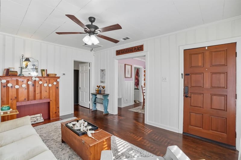 3244 Ryan Avenue, Fort Worth TX 76110 - Photo 6