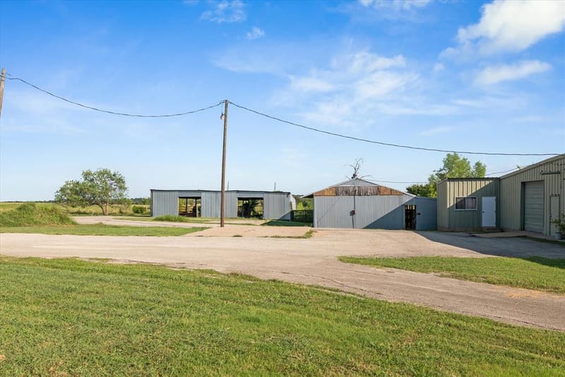 2275 W Moonlight Drive, Robinson TX 76706 - Photo 28