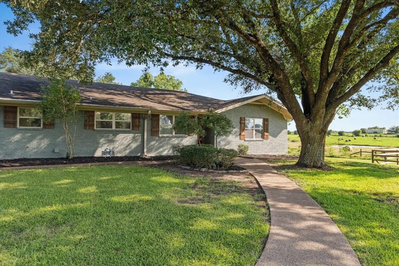 2275 W Moonlight Drive, Robinson TX 76706 - Photo 29