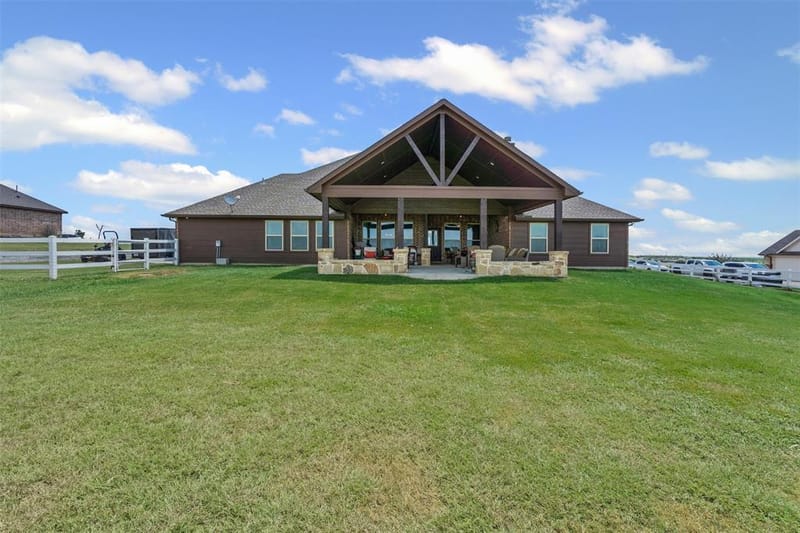 194 County Road 4430, Rhome TX 76078 - Photo 30
