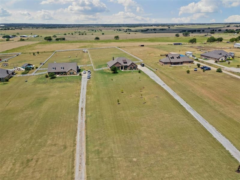 194 County Road 4430, Rhome TX 76078 - Photo 37
