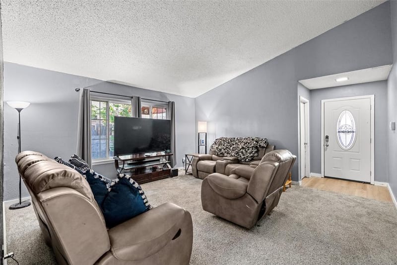 2837 Corrida Court, Grand Prairie TX 75052 - Photo 5