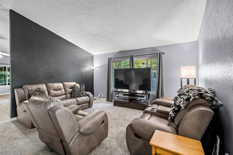 2837 Corrida Court, Grand Prairie TX 75052 - Photo 4