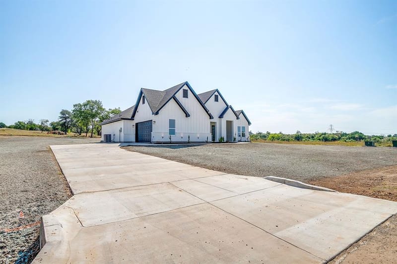 240 Latigo Way, Weatherford TX 76088 - Photo 5