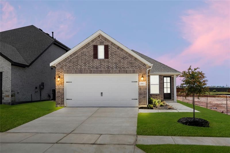 1917 Flaxen Drive, Forney TX 75126 - Photo 2
