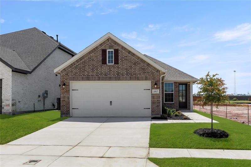 1917 Flaxen Drive, Forney TX 75126