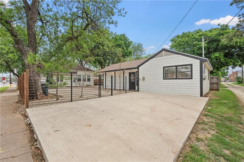 1801 S 8th Street, Waco TX 76706 - Photo 21