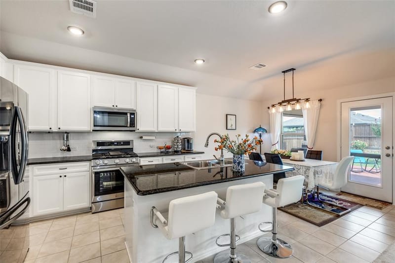 1208 Johnson Drive, Celina TX 75009 - Photo 13