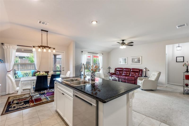 1208 Johnson Drive, Celina TX 75009 - Photo 17