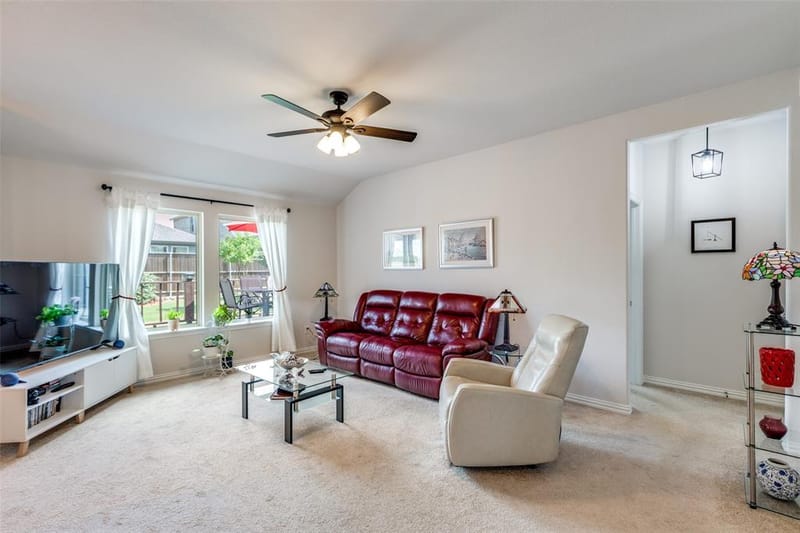 1208 Johnson Drive, Celina TX 75009 - Photo 10