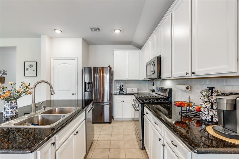1208 Johnson Drive, Celina TX 75009 - Photo 15