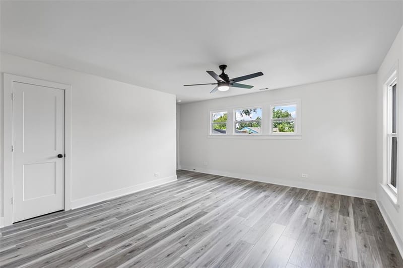 2327 Brookfield Avenue, Dallas TX 75235 - Photo 12