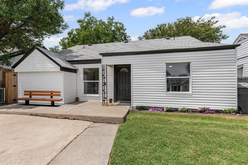 2327 Brookfield Avenue, Dallas TX 75235