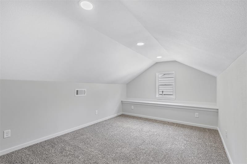 2327 Brookfield Avenue, Dallas TX 75235 - Photo 24