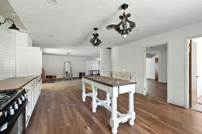 2304 Royal Acres Drive, Denton TX 76209 - Photo 11
