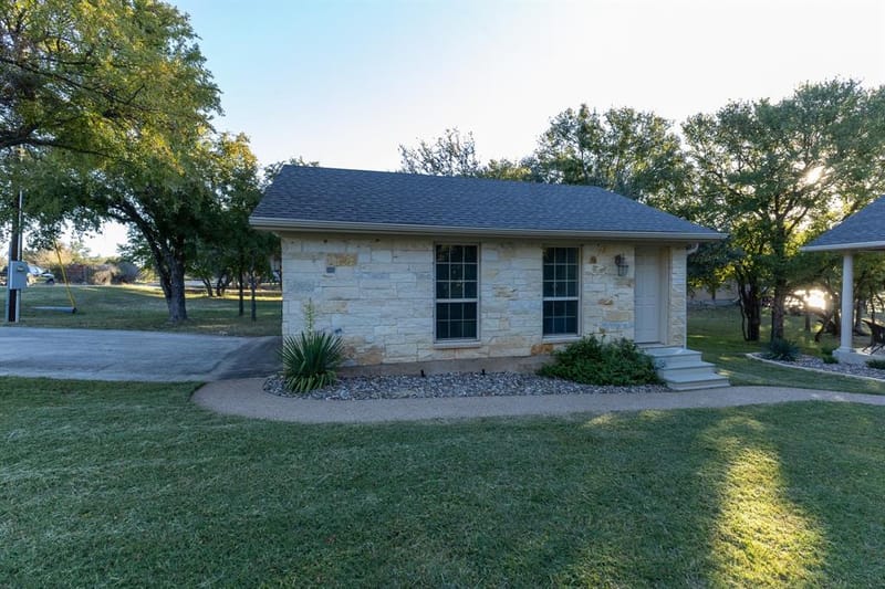 11240 County Road 454, Brownwood TX 76801 - Photo 24