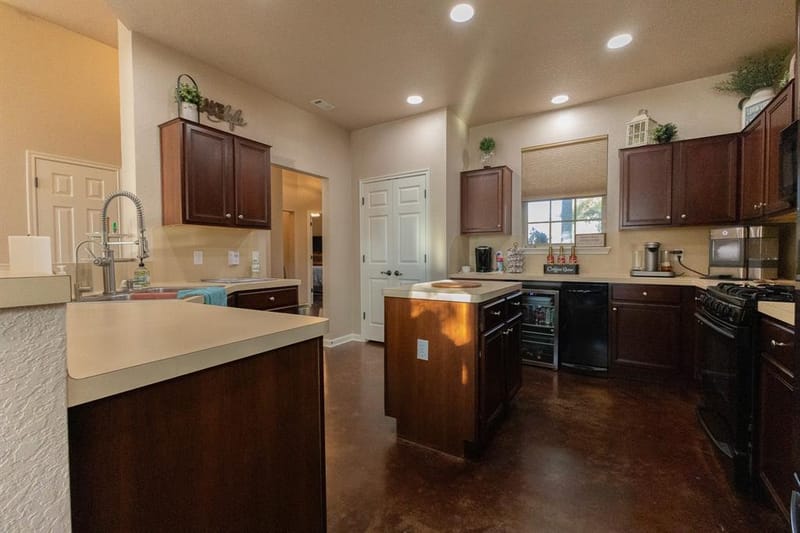 11240 County Road 454, Brownwood TX 76801 - Photo 8